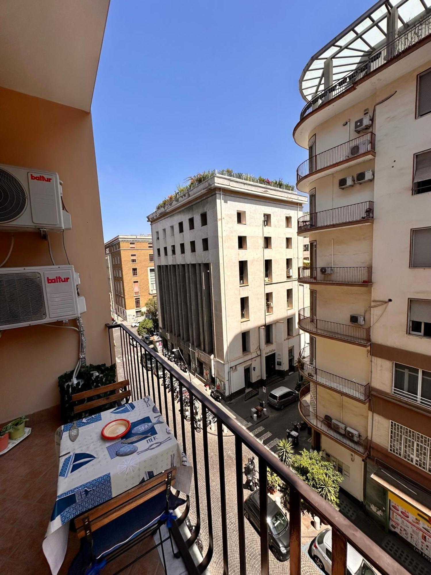 Maman Suite, City Center Near Molo Beverello Nápoles Exterior foto