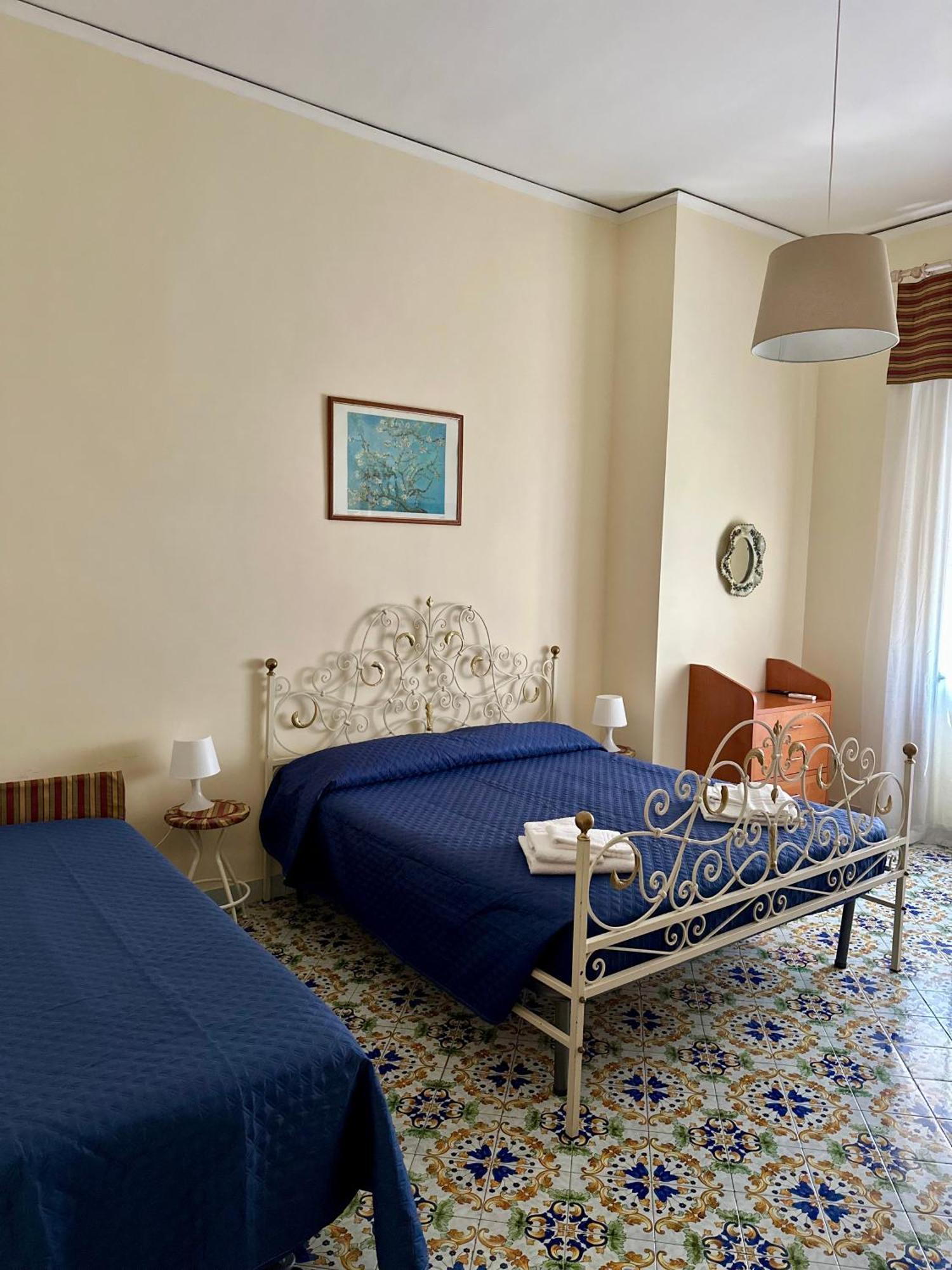 Maman Suite, City Center Near Molo Beverello Nápoles Exterior foto